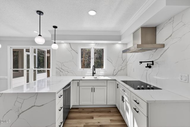 2224 Effingham Circle, Raleigh, NC 27615