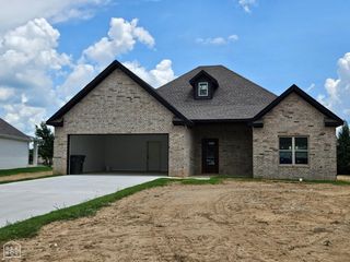 99 Rivercrest, Brookland, AR 72417