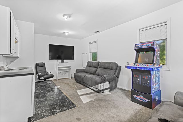 17 Miranda Lane 17, Stratford, CT 06615