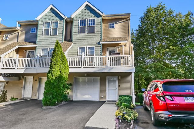 17 Miranda Lane 17, Stratford, CT 06615