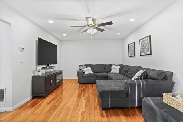 17 Miranda Lane 17, Stratford, CT 06615