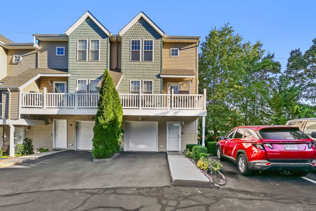 17 Miranda Lane 17, Stratford, CT 06615