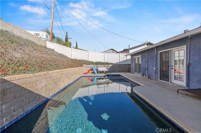 19525 Steinway, Canyon Country, CA 91351