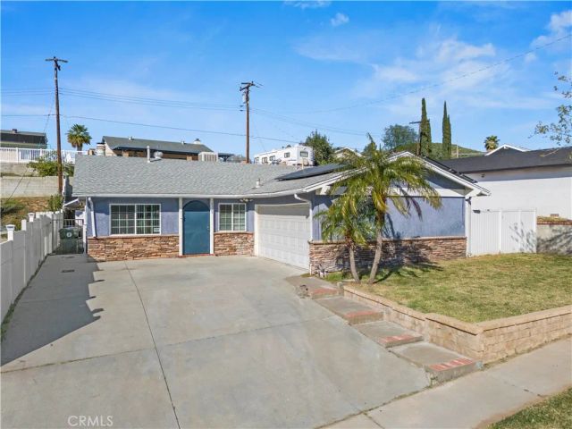 19525 Steinway, Canyon Country, CA 91351