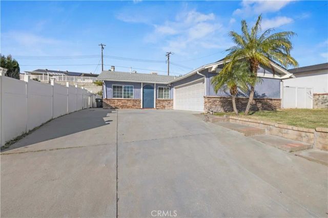 19525 Steinway, Canyon Country, CA 91351