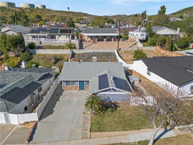 19525 Steinway, Canyon Country, CA 91351