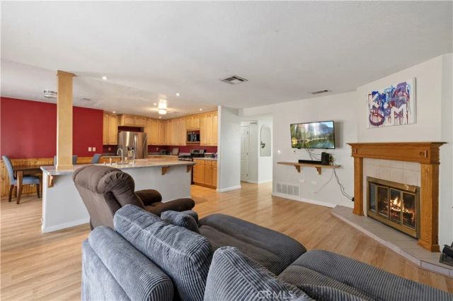 19525 Steinway, Canyon Country, CA 91351