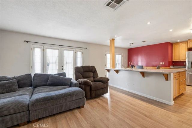 19525 Steinway, Canyon Country, CA 91351