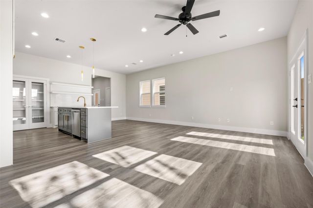 7220 Avenue B, Houston, TX 77011