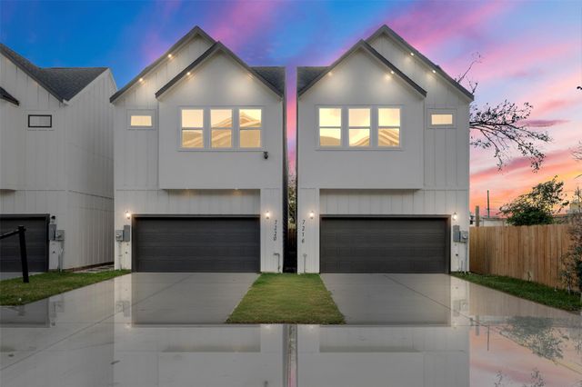 7220 Avenue B, Houston, TX 77011