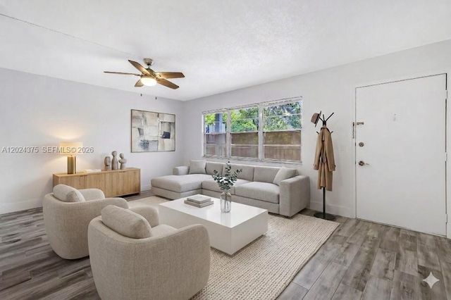 101 SW 132nd Way 315J, Pembroke Pines, FL 33027