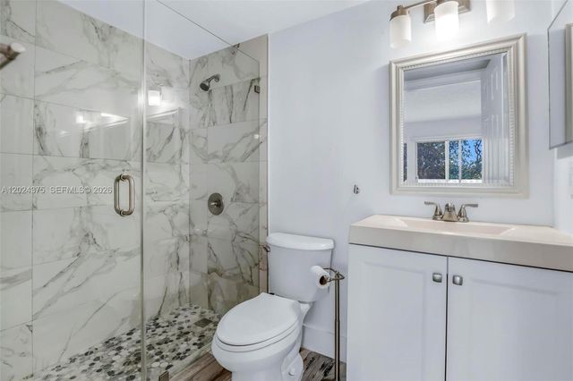 101 SW 132nd Way 315J, Pembroke Pines, FL 33027