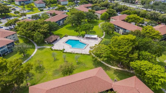 101 SW 132nd Way 315J, Pembroke Pines, FL 33027