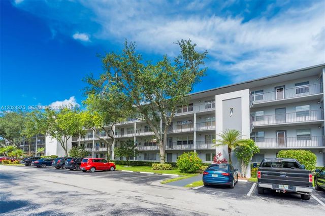 101 SW 132nd Way 315J, Pembroke Pines, FL 33027