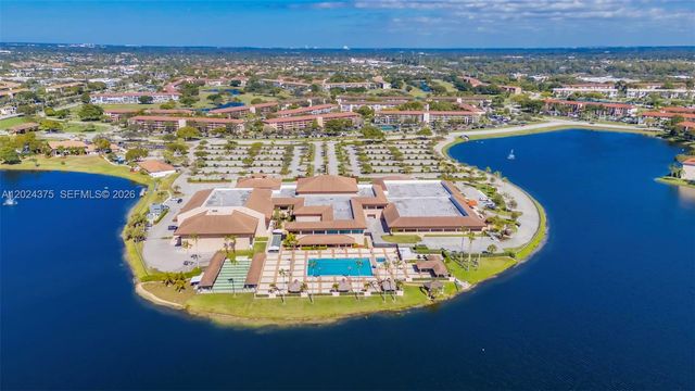 101 SW 132nd Way 315J, Pembroke Pines, FL 33027