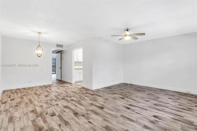101 SW 132nd Way 315J, Pembroke Pines, FL 33027