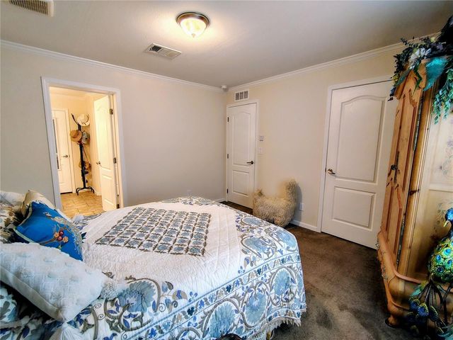 1912 CR 439C, Lake Panasoffkee, FL 33538