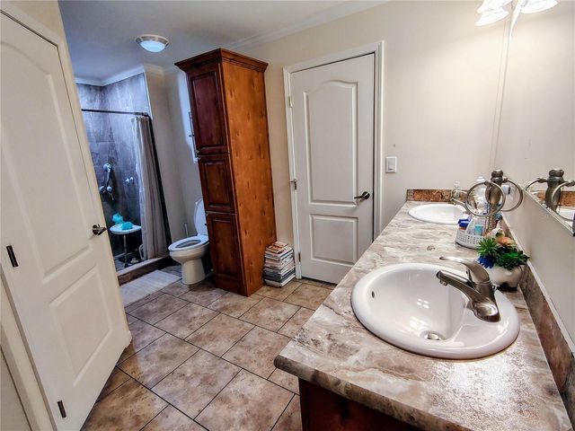 1912 CR 439C, Lake Panasoffkee, FL 33538