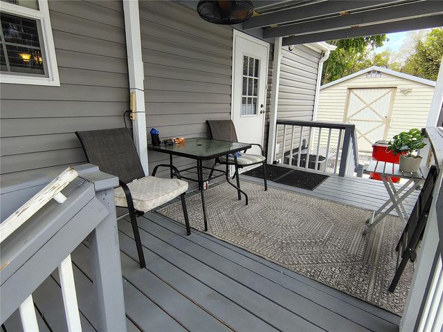 1912 CR 439C, Lake Panasoffkee, FL 33538