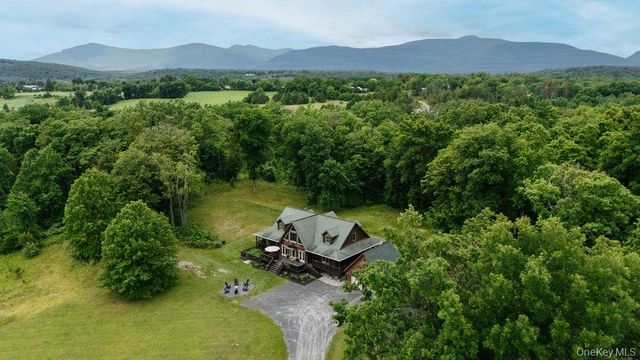 86 Sunset View Drive, Saugerties, NY 12477