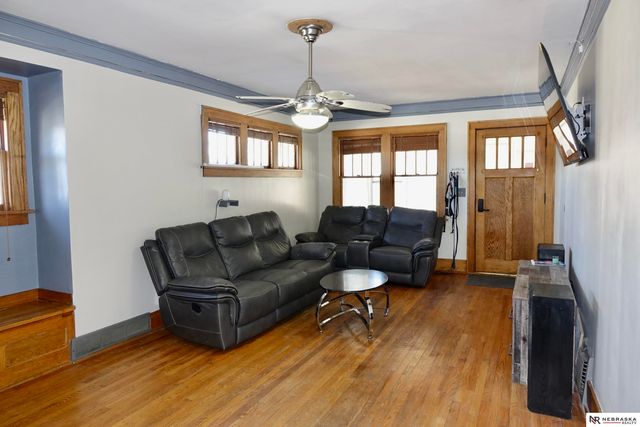 1938 South 50th Street, Omaha, NE 68106