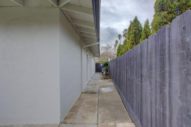 305 Portola Way, Tracy, CA 95376