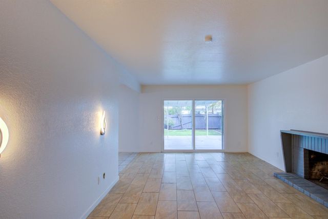 305 Portola Way, Tracy, CA 95376