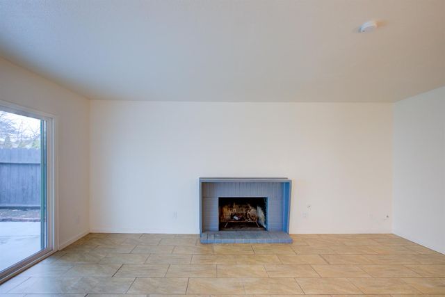 305 Portola Way, Tracy, CA 95376