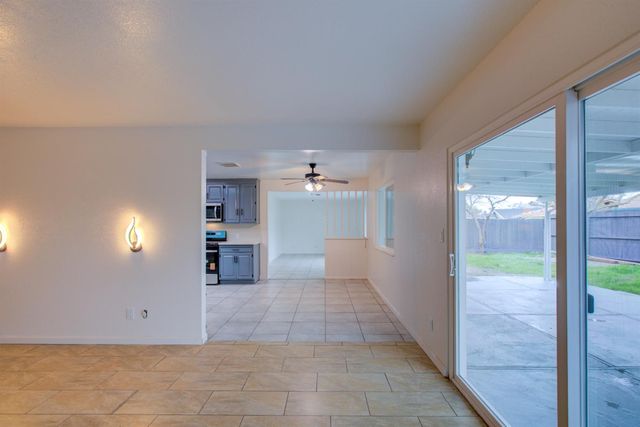 305 Portola Way, Tracy, CA 95376