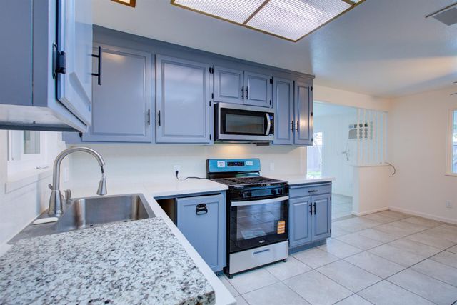 305 Portola Way, Tracy, CA 95376