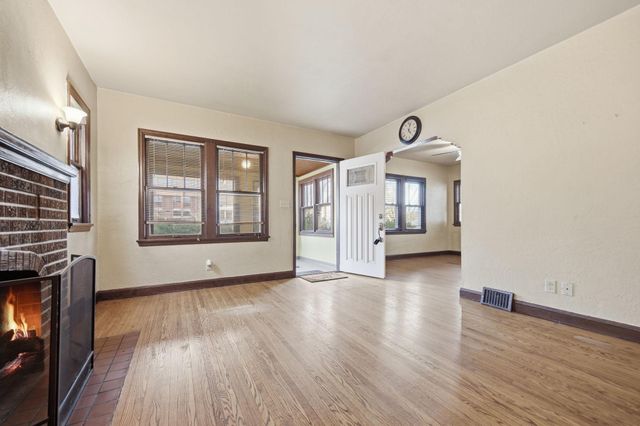 1532 Canfield Avenue, Saint Paul, MN 55108