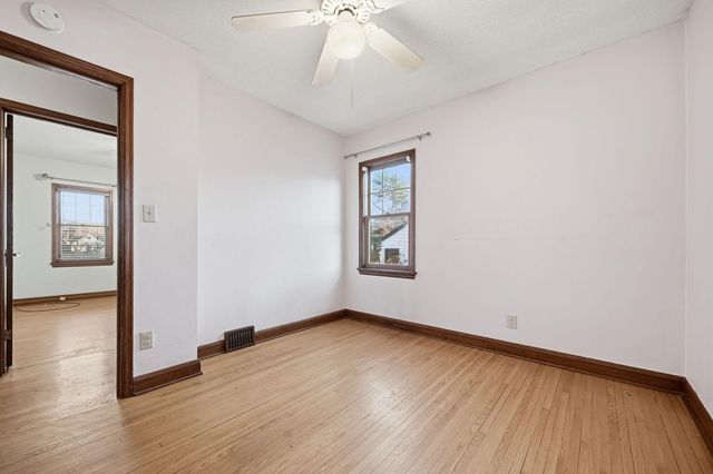 1532 Canfield Avenue, Saint Paul, MN 55108