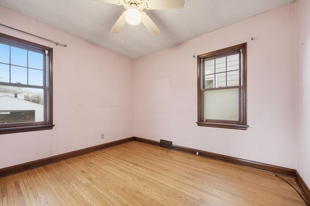 1532 Canfield Avenue, Saint Paul, MN 55108