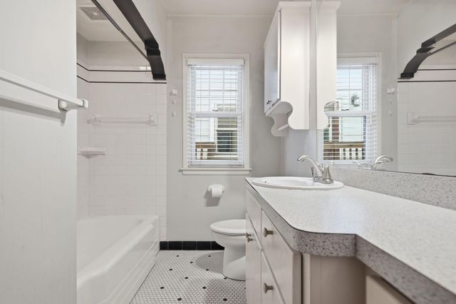 1532 Canfield Avenue, Saint Paul, MN 55108