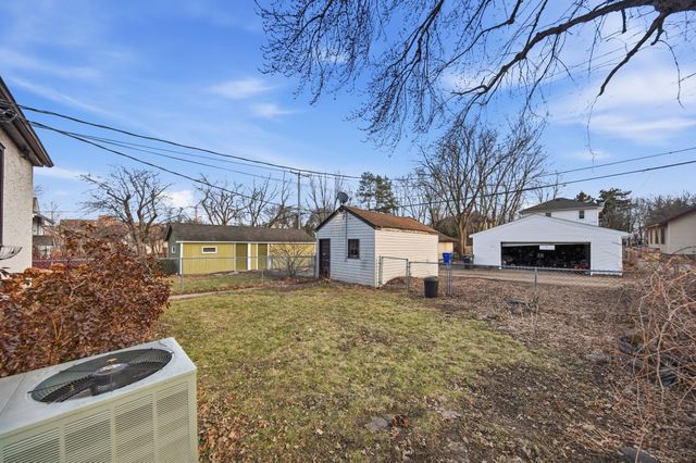 1532 Canfield Avenue, Saint Paul, MN 55108