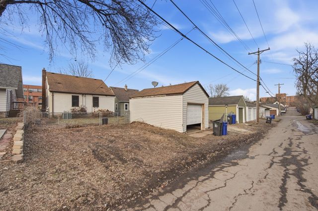 1532 Canfield Avenue, Saint Paul, MN 55108