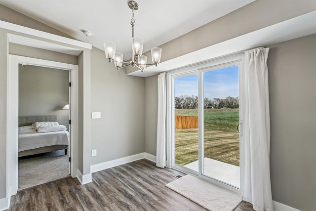 4560 N Atherton St, Maize, KS 67101