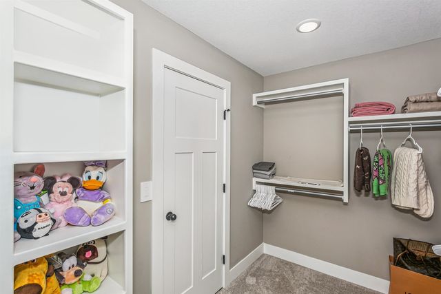 4560 N Atherton St, Maize, KS 67101