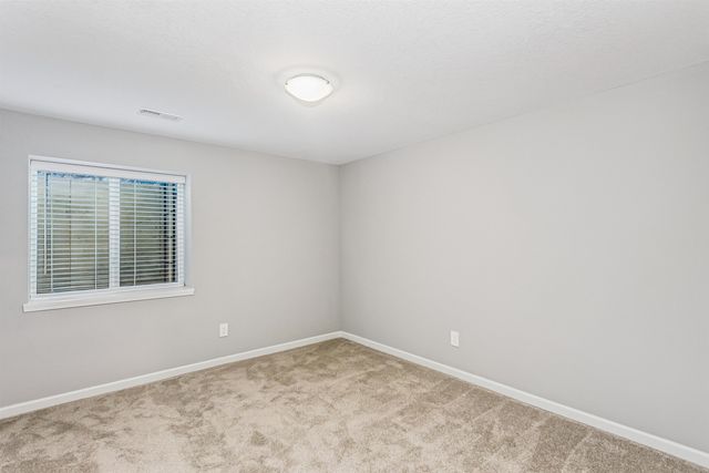 4560 N Atherton St, Maize, KS 67101