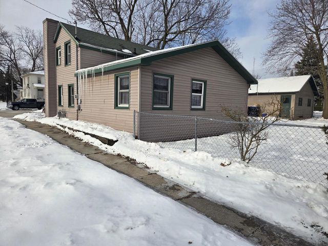 123 S Broad STREET, Elkhorn, WI 53121