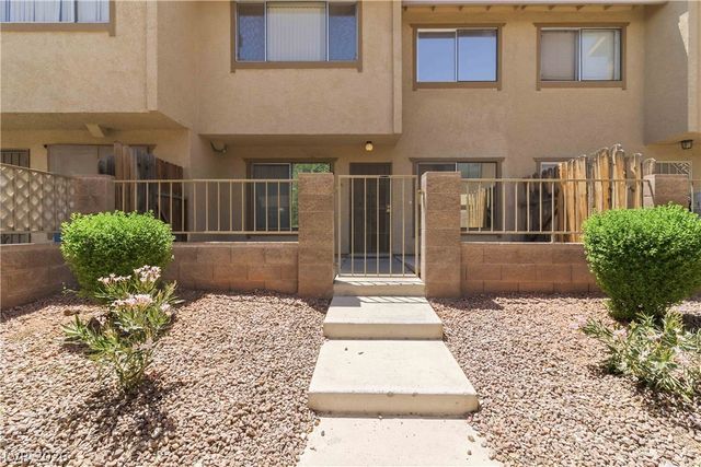 2209 Short Pine Drive, Las Vegas, NV 89108