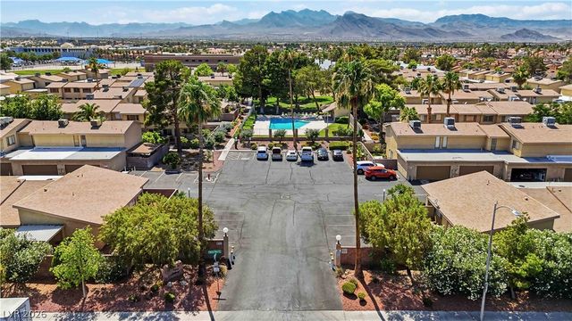 2209 Short Pine Drive, Las Vegas, NV 89108