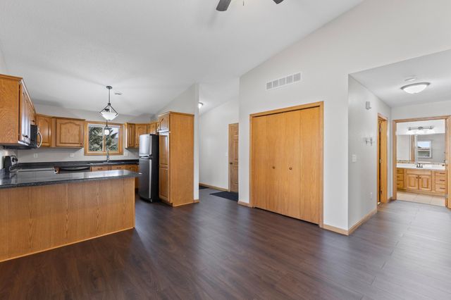 527 4th Circle Drive SE, Lonsdale, MN 55046