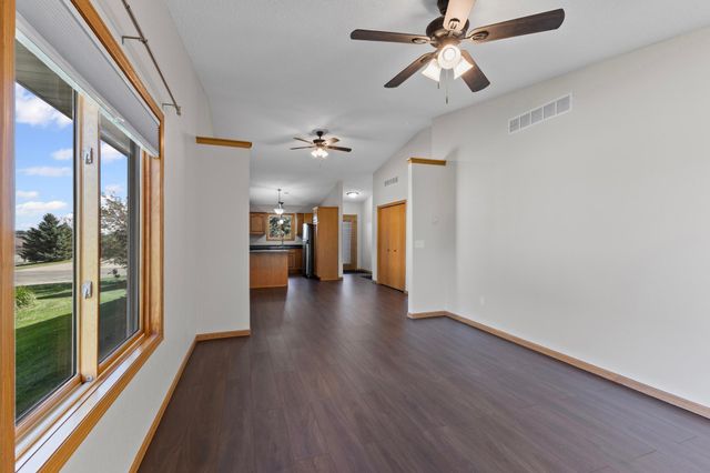 527 4th Circle Drive SE, Lonsdale, MN 55046