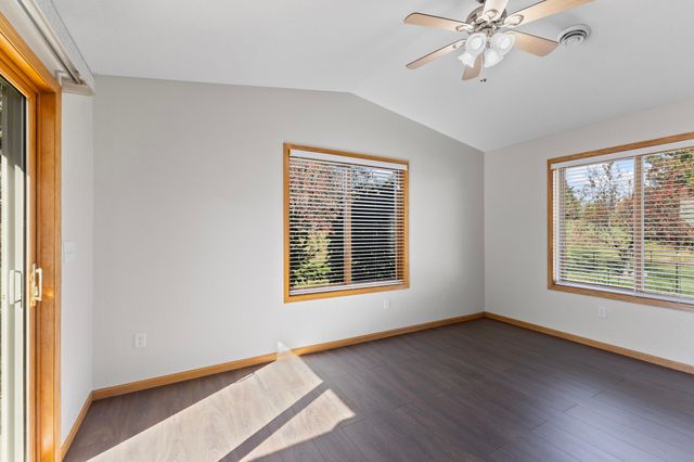 527 4th Circle Drive SE, Lonsdale, MN 55046