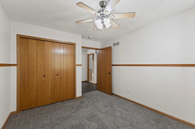 527 4th Circle Drive SE, Lonsdale, MN 55046