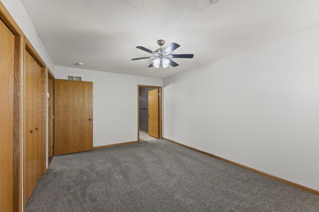 527 4th Circle Drive SE, Lonsdale, MN 55046