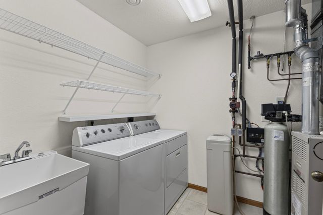 527 4th Circle Drive SE, Lonsdale, MN 55046