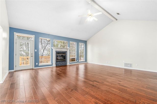 1912 Parkridge Drive, Van Buren, AR 72956