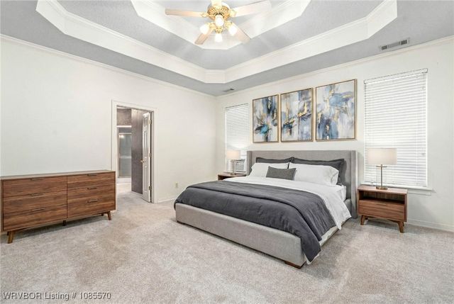 1912 Parkridge Drive, Van Buren, AR 72956